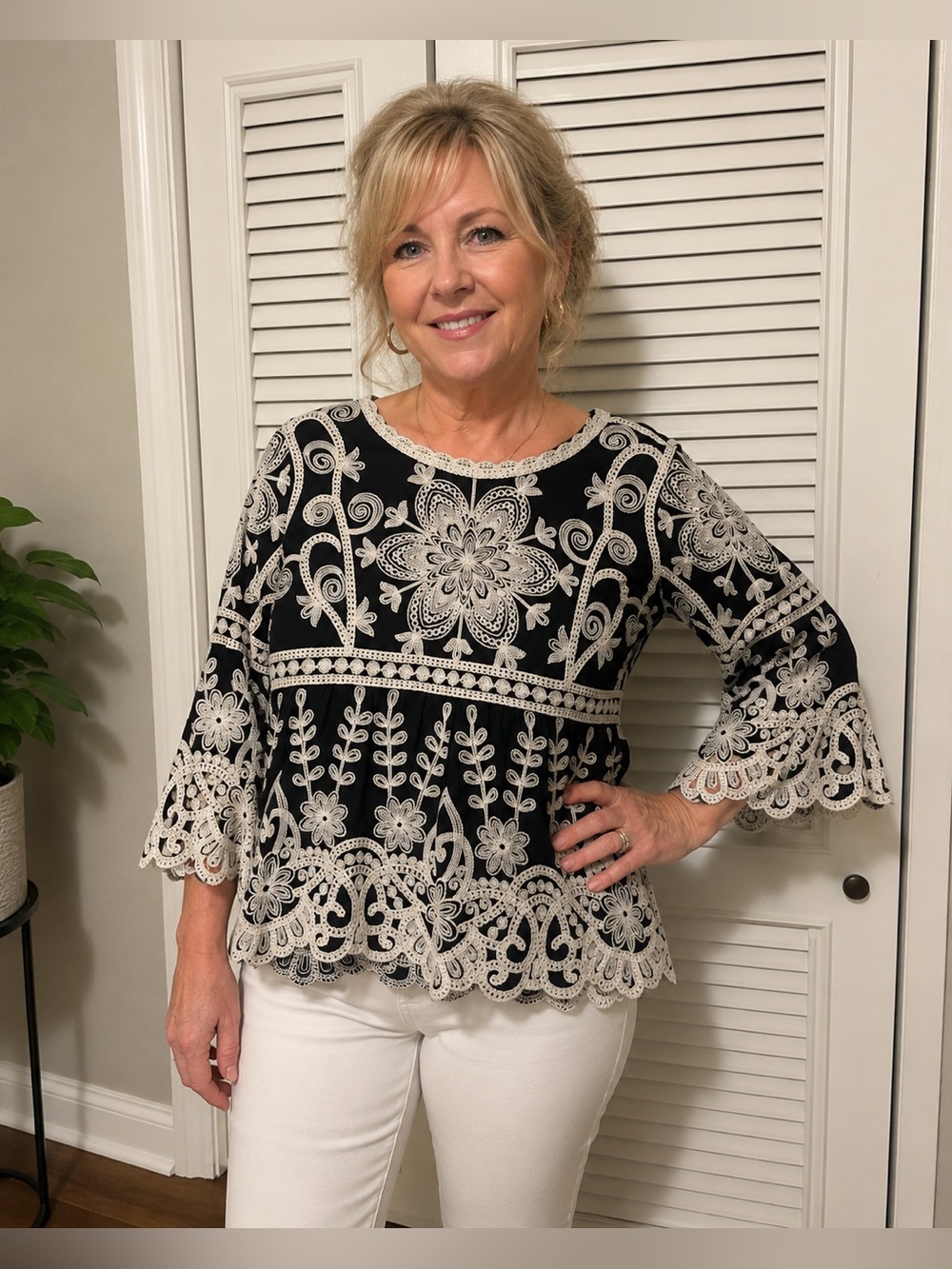 ANA & ROSE Black Lace-Embroidered Floral Peasant cottagecore prairie Top Small